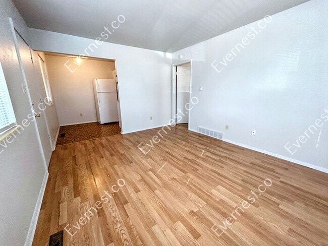 954 W Moreno Ave, Colorado Springs, CO 80905 - photo 7