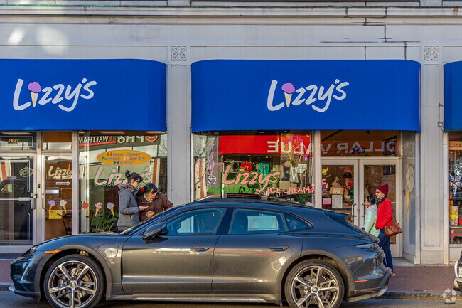 Stop by for a sweet treat at Lizzy's Homemade in The Lanes.