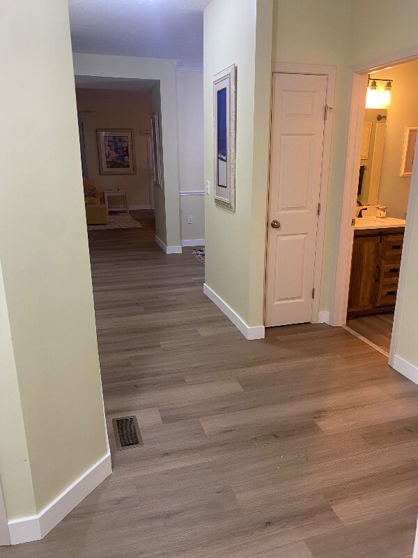 9366 Lago Mar Ct, Florence, KY 41042 - photo 4