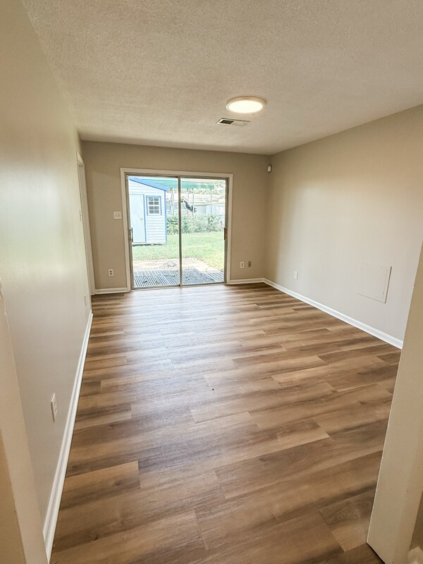 128 Barnesdale Dr, Warner Robins, GA 31093 - photo 6