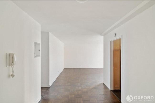 440 E 79th St unit 4X, New York, NY 10075 - photo 4