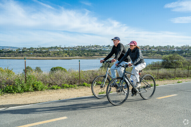 Bayview features access to the Upper Newport Bay Nature Preserve, where people can walk, run, or bike along the paved pathways.