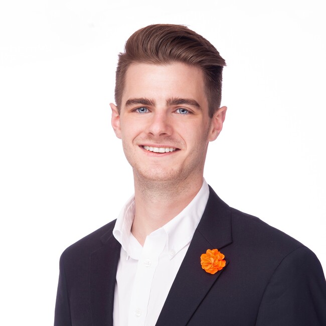 Agent Photo