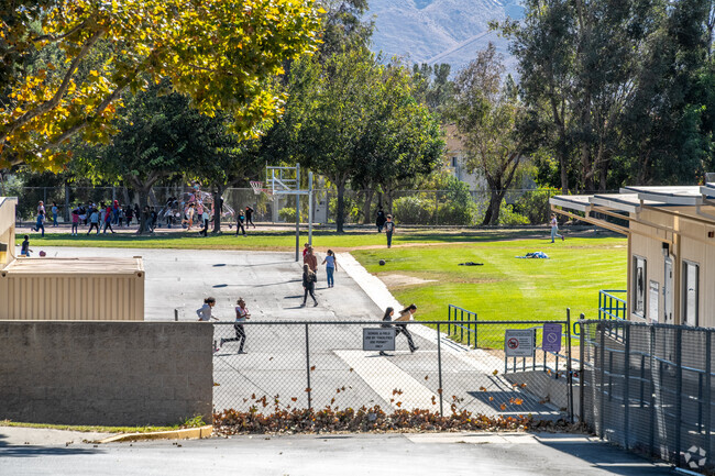 rosa parks elementary school corona ca