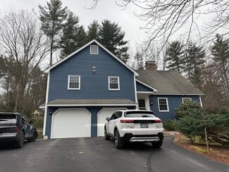 34 Hitching Post Ln, Bedford, NH 03110