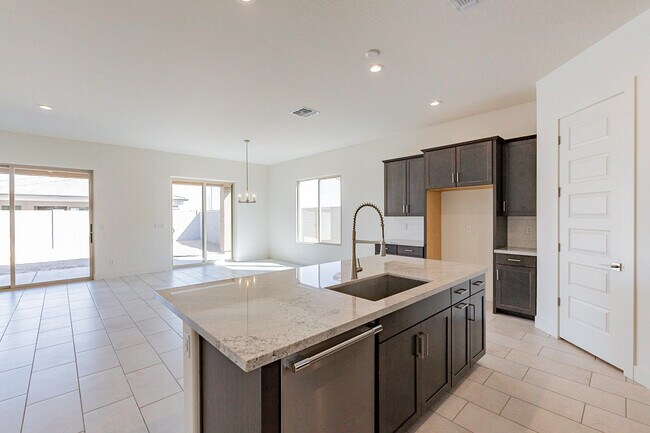 18950 W Ocotillo Rd, Waddell, AZ 85355 - photo 4