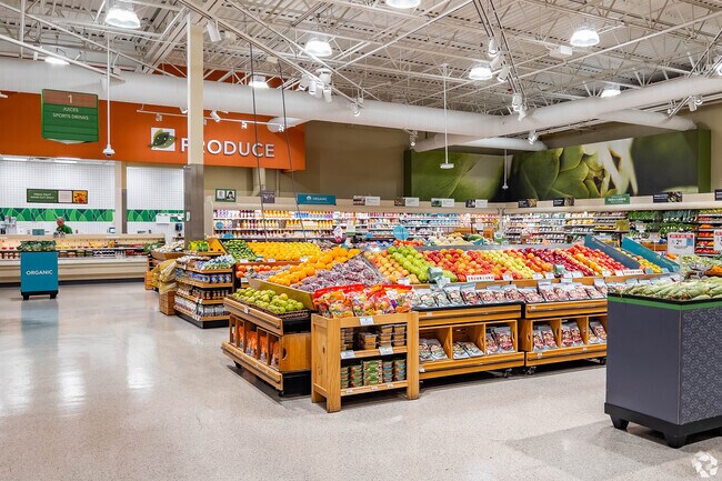 Publix has a fabulous selection of all your grocery needs in River Ridge.