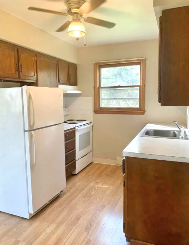 1439 Fulton Ave unit 3, Schenectady, NY 12308 - photo 4