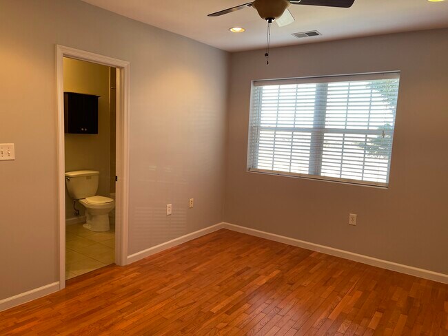 1952 3rd St NE unit 201, Washington, DC 20002 - photo 3