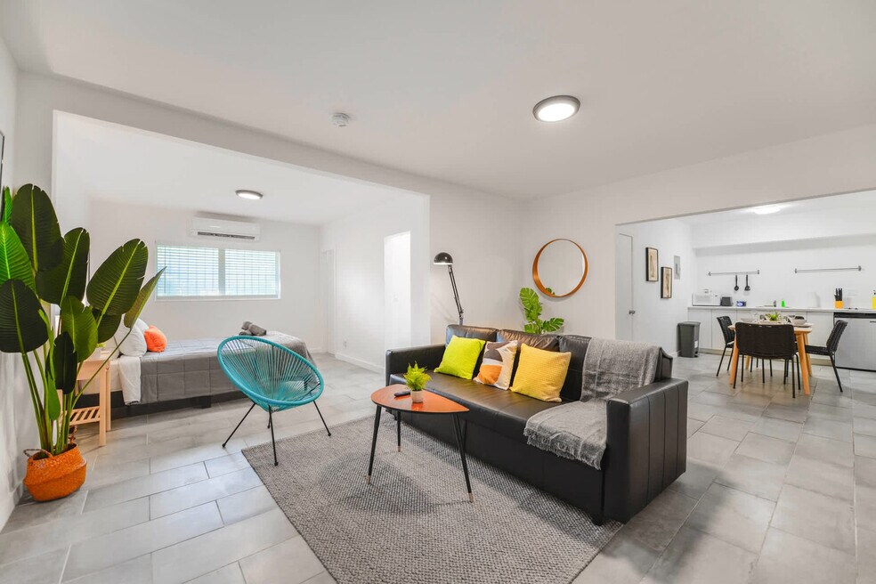 515 NE 82nd St unit FL1-ID1022222P, Miami, FL 33138 - photo 1