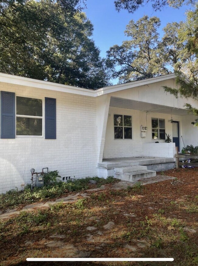 114 Montrose Dr Unit A, Niceville, FL 32578