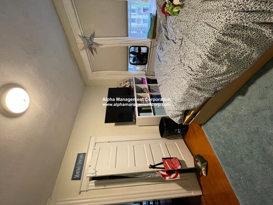 187 Winthrop Rd unit 208-37, Brookline, MA 02445 - photo 1