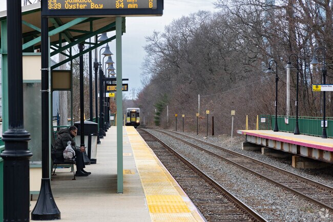 Albertson is the nearest LIRR station to Searington and it takes about 45 minutes to get to NYC.