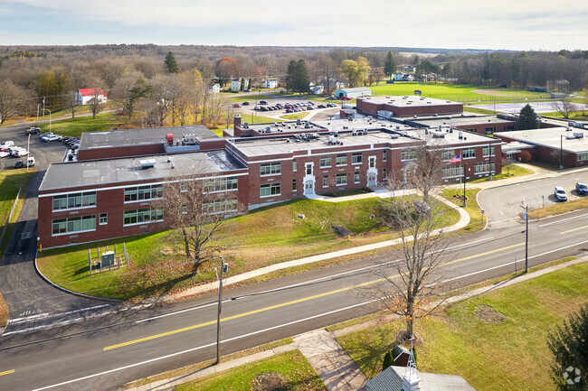 Hannibal High School serves 366 students in grades 9-12.