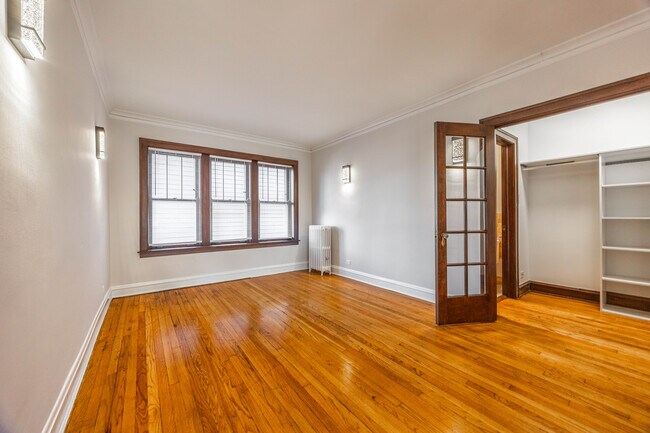 3127 N Spaulding Ave unit 2, Chicago, IL 60618 - photo 7