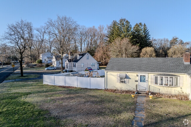 You can find Cape Cod homes in this great neighborhood in West Windsor.