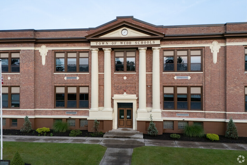 The Town of Webb School is a PK-12 institution which is renowned for great teachers.