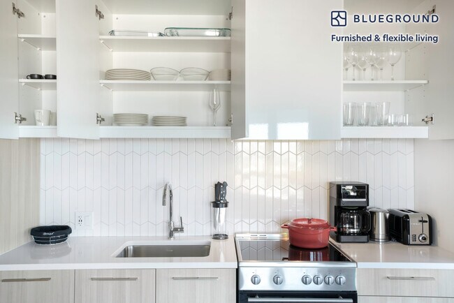 88 Ames St unit FL16-ID66, Cambridge, MA 02142 - photo 6