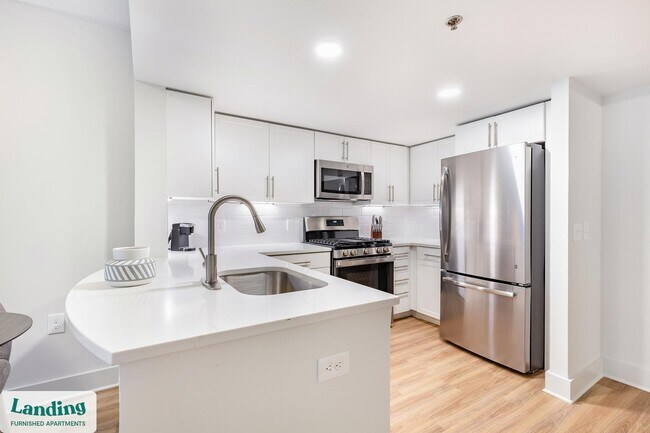 1221 S Eads St unit 1-0504, Arlington, VA 22202 - photo 6