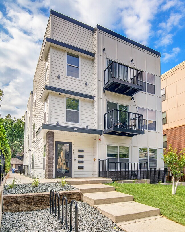 The Luxe, Saint Paul, MN 55105 - photo 7