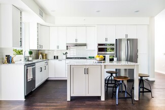 2814 Jordan Ave S, Minnetonka, MN 55305