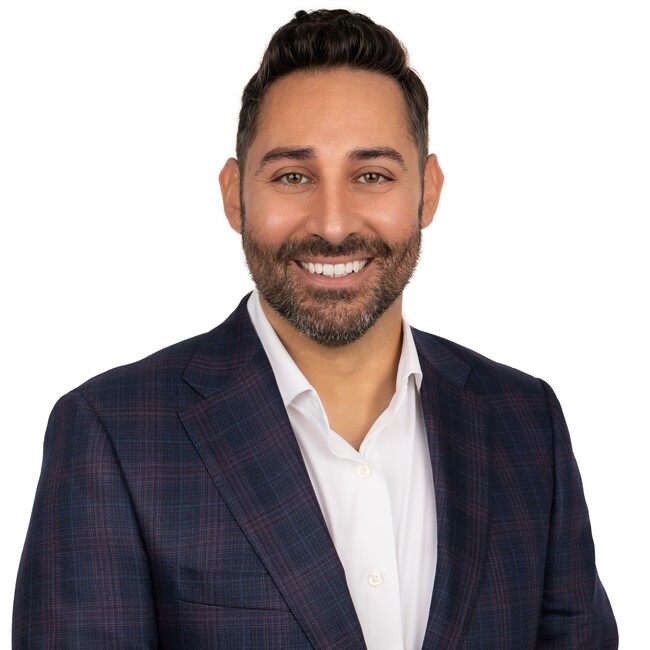 Agent Photo