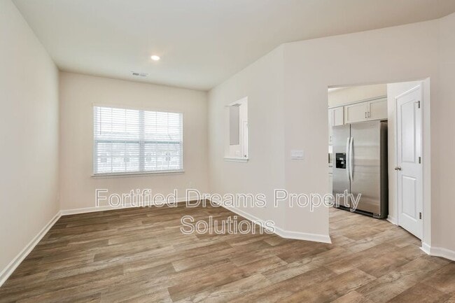 1132 Evelynnview Ln, Kernersville, NC 27284 - photo 6