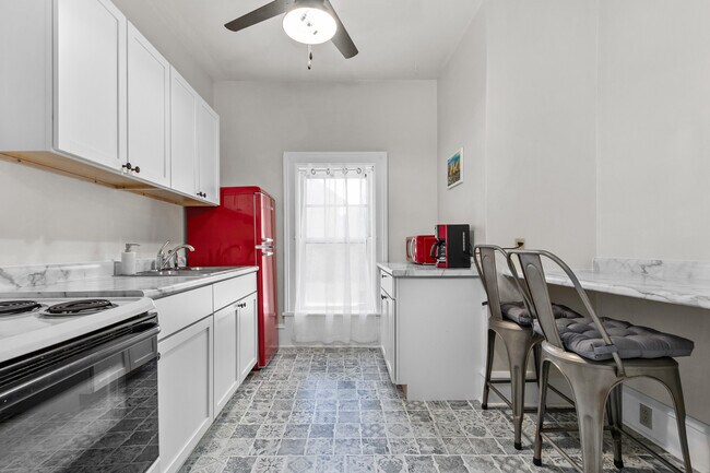 601 S Walnut St unit Historical Haven, Appleton, WI 54911 - photo 5