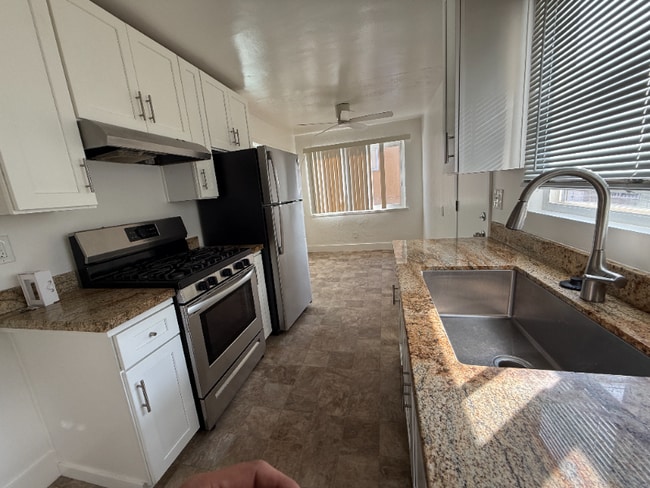 1327 Ashby Ave unit C, Berkeley, CA 94702 - photo 4