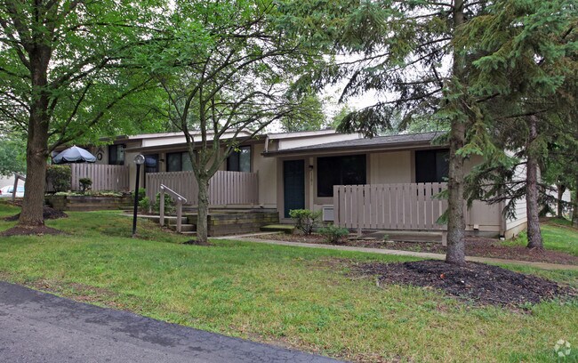 River Glen, Reynoldsburg, OH 43068 - photo 2