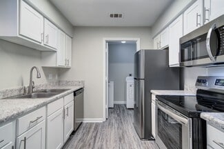 5577 Houston Rd, Macon, GA 31216