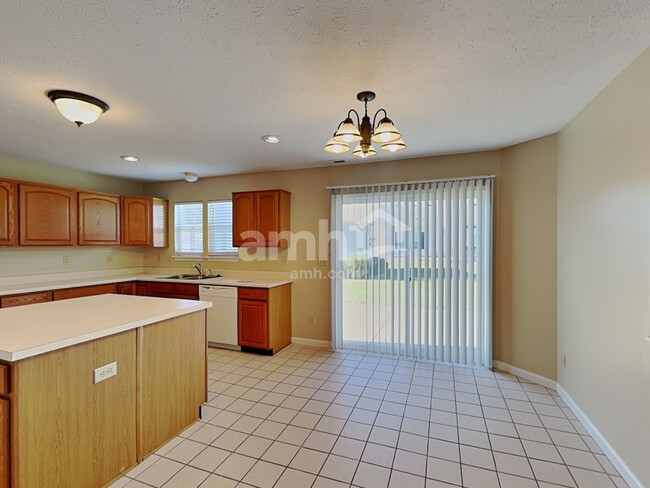 529 Austrian Way, Avon, IN 46123 - photo 5