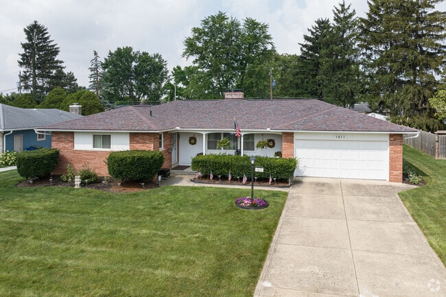 The majority of homes in Berwick are ranch-style homes with garages.