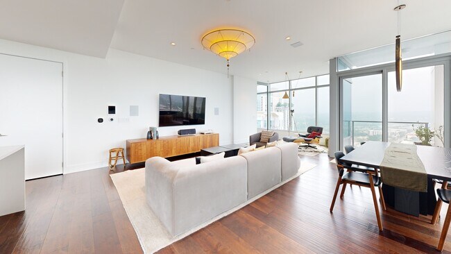 Fifth & West Residences unit 2904, Austin, TX 78701 - photo 2