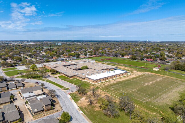 Bedford Junior High is a center of education in the HEB School District.