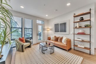 5505 W Northgate Rd, Rogers, AR 72758