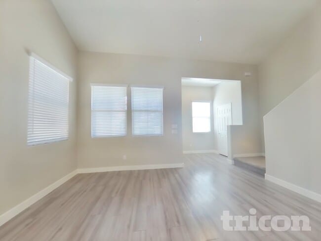 2630 E Danbury Rd, Phoenix, AZ 85032 - photo 3