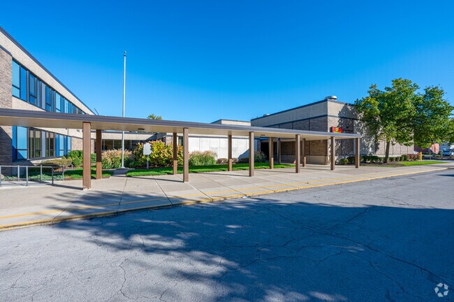 Fort Wayne's Bloomingdale Elementary School has 304 students.