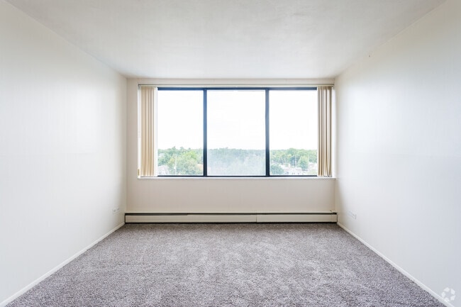 2 BR, 2 BA - The Tuscany, 1090 SF