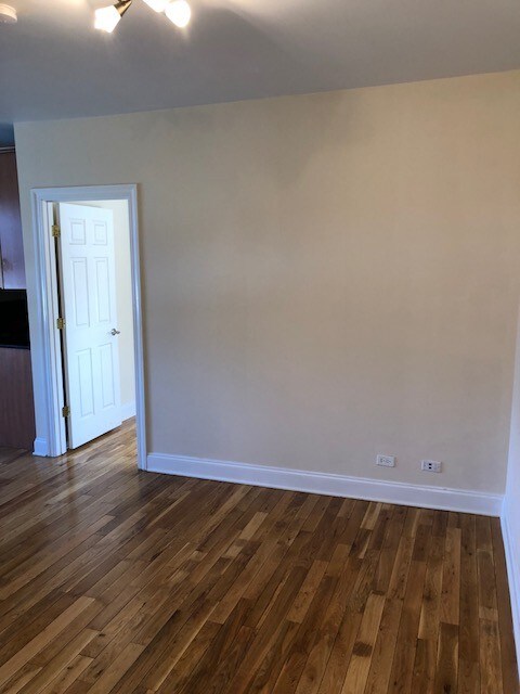 4548 W George St Unit 2, Chicago, IL 60641