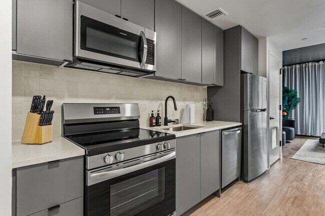 1704 N 17th St unit ID1313919P, Tampa, FL 33605 - photo 3