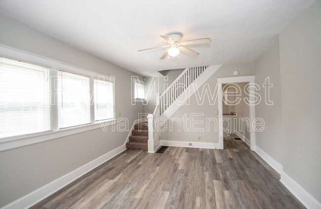 1543 E Ohio St, Indianapolis, IN 46201 - photo 3