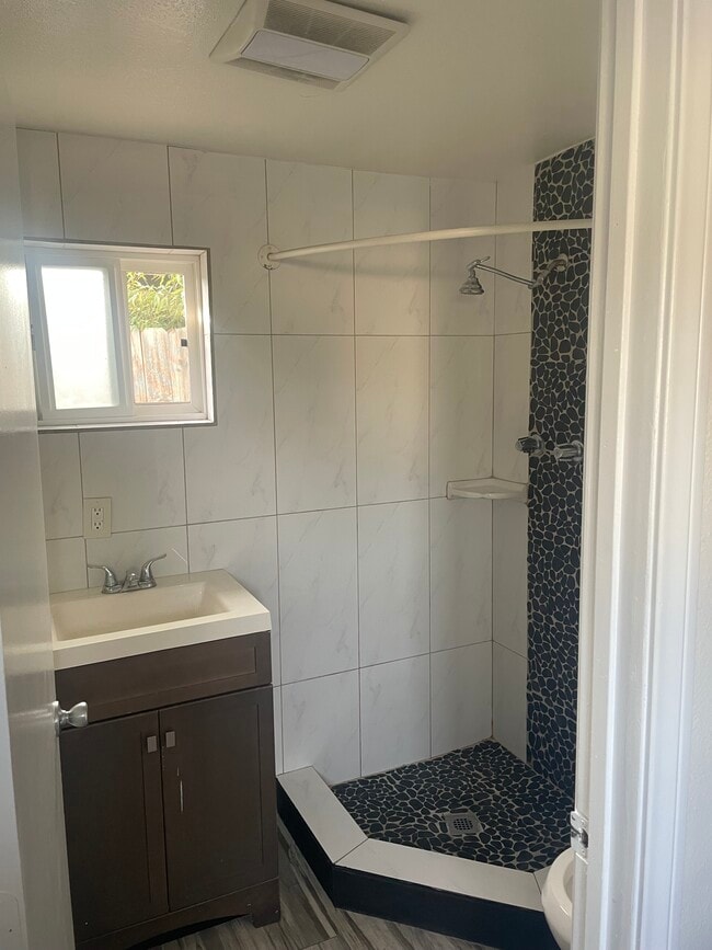 1733 W 150th St, Gardena, CA 90247 - photo 6