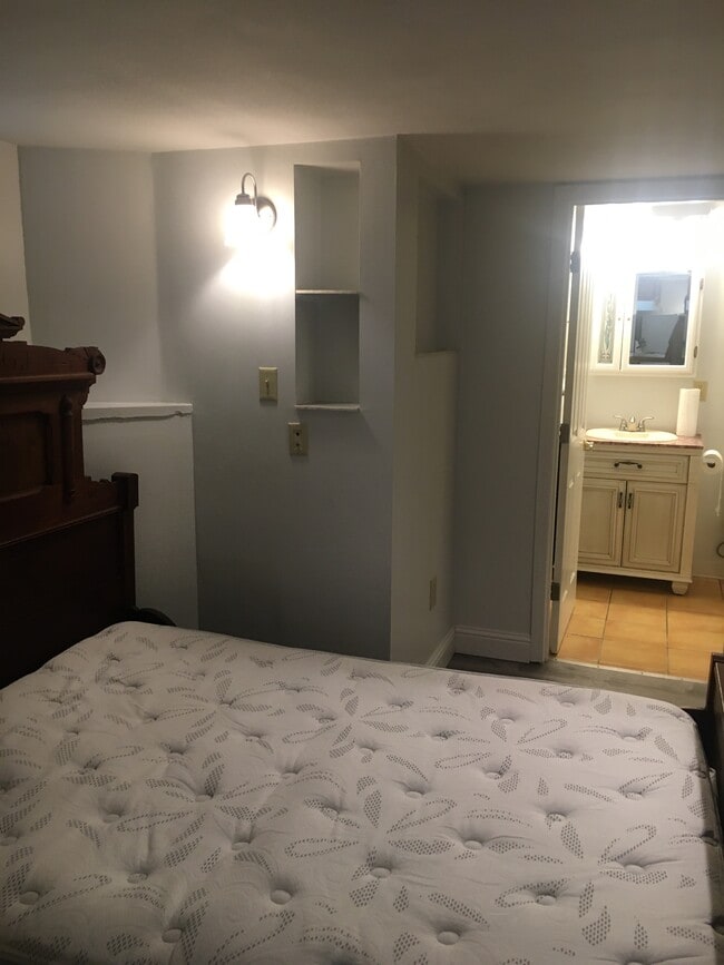 1391 Franklin Ave unit 1, Astoria, OR 97103 - photo 2