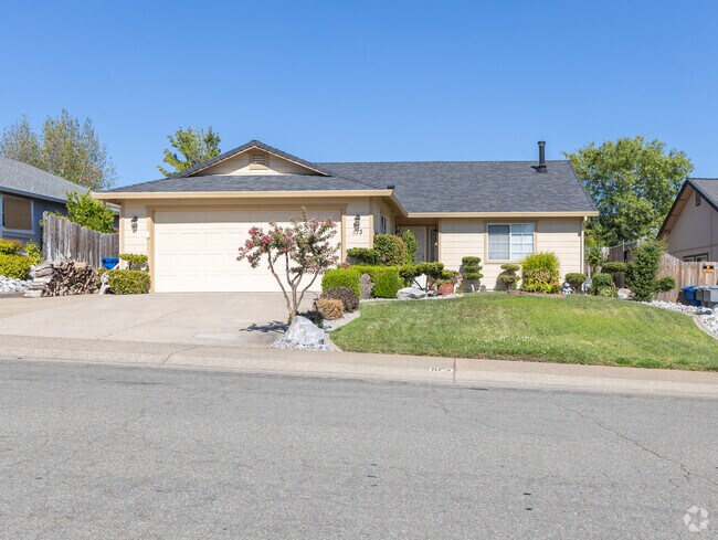 Yards in Tanglewood are well maintained.