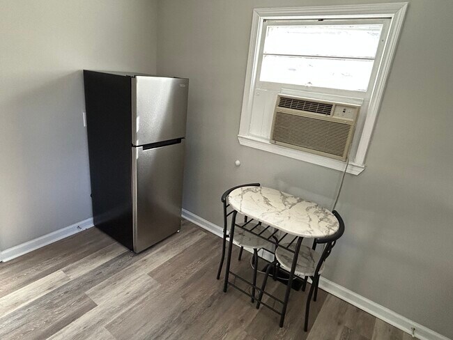 208 Hay St, High Point, NC 27260 - photo 6