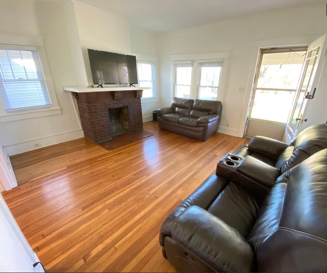 1212-C Mcchesney Ave unit B, Nashville, TN 37216 - photo 4