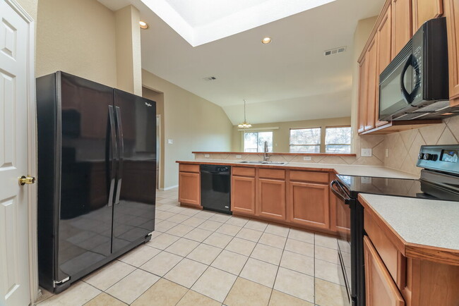 3704 St Johns Dr, Denton, TX 76210 - photo 7