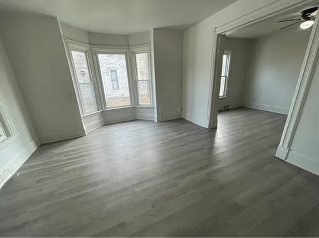 331 W Morrell St unit A, Jackson, MI 49203 - photo 2