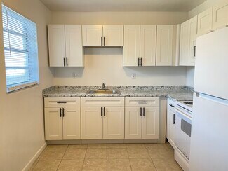 115 SW 16th St, Pompano Beach, FL 33060